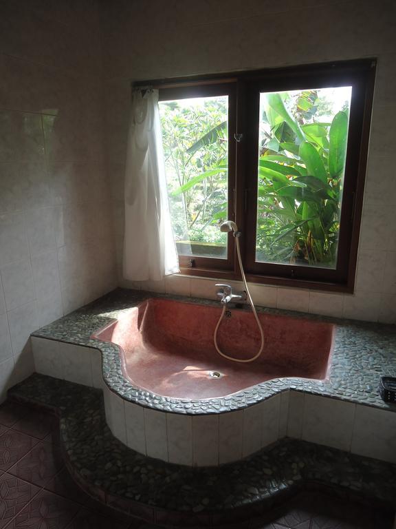 Sari Wangi Cottage Убуд Екстериор снимка